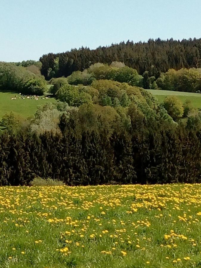 B&B Den Lange Heiman Meisburg Bagian luar foto